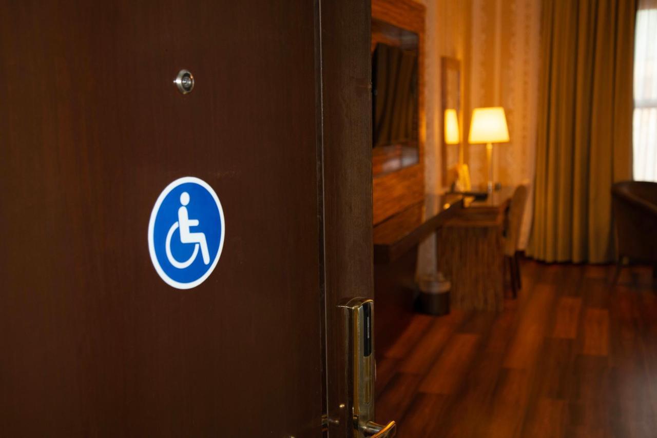 Crown Town Hotel Cidde Dış mekan fotoğraf