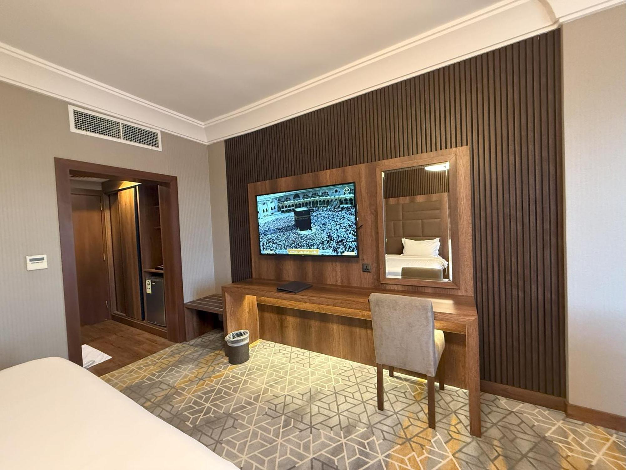 Crown Town Hotel Cidde Dış mekan fotoğraf