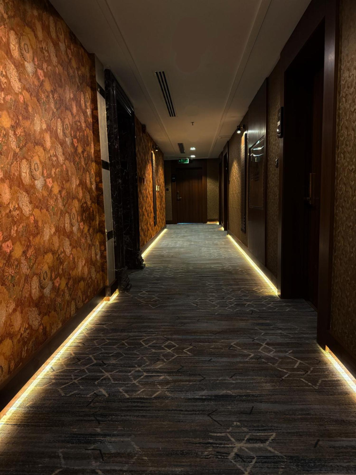 Crown Town Hotel Cidde Dış mekan fotoğraf