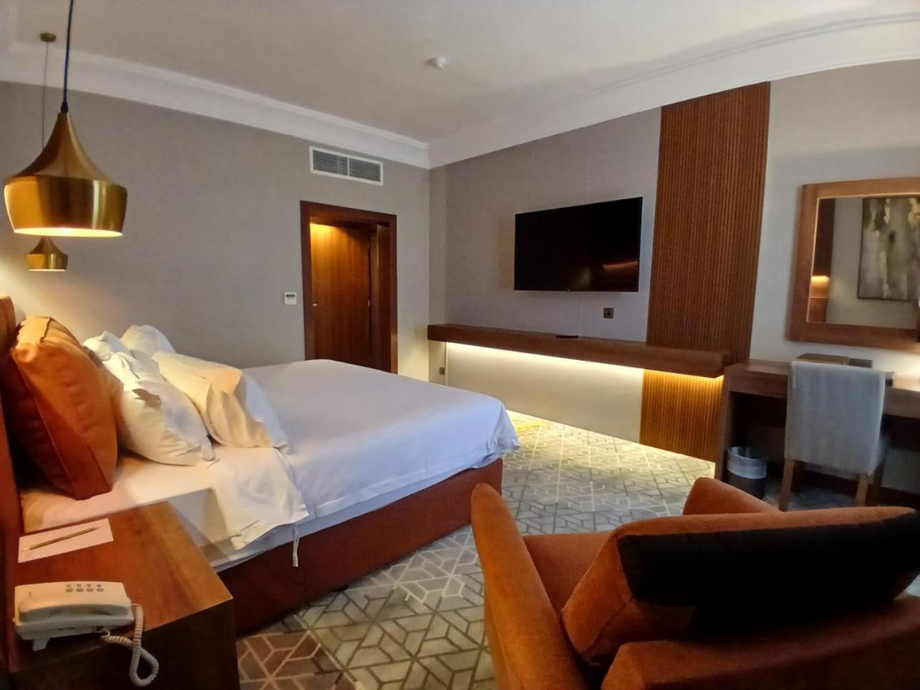 Crown Town Hotel Cidde Dış mekan fotoğraf